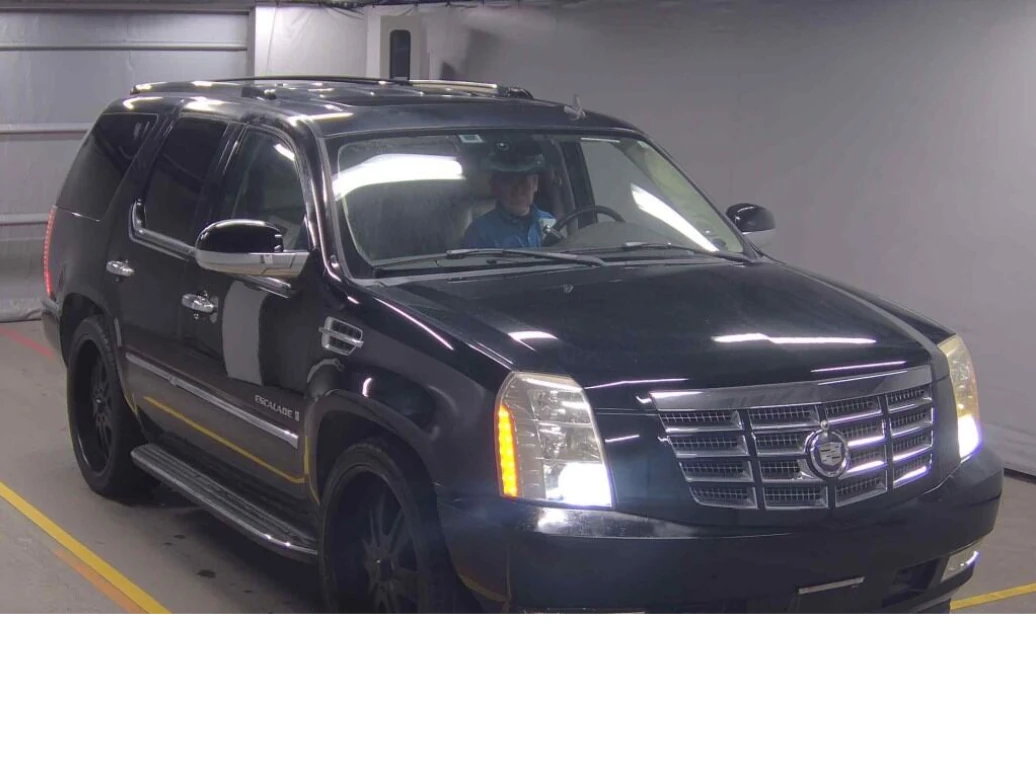 2010 CADILLAC ESCALADE 4WD BASE GRADE